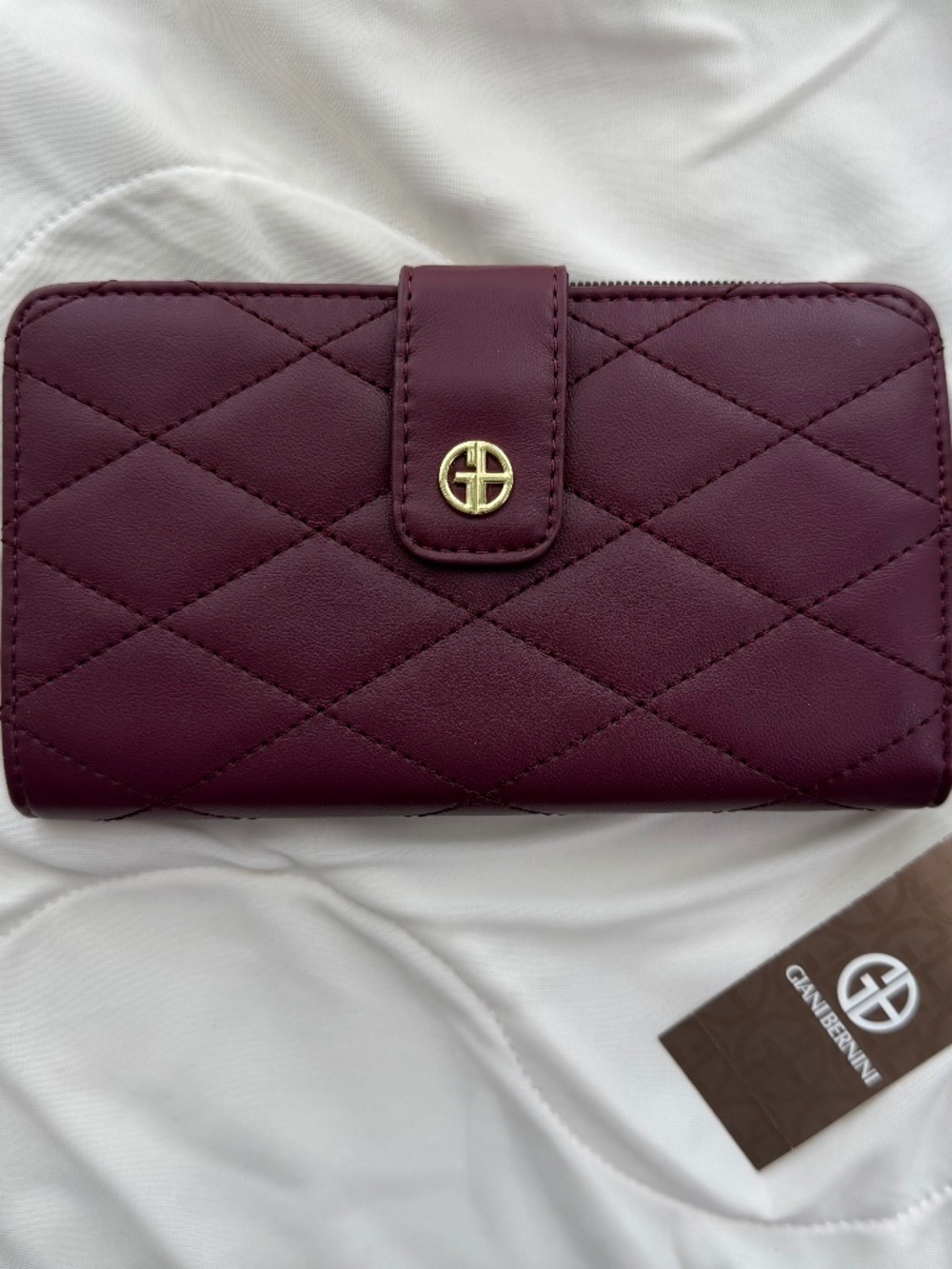 Giani Bernini Aio Quilted Wallet- Burgundy